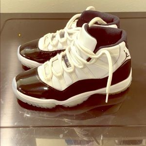 Air Jordan 11 concord . Kinda new